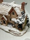 Foto 9 di 18
