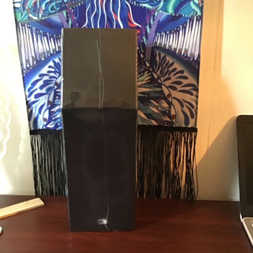 Muñecas Mezco Toyz Living Dead The Return of the Living Dead Dolls Damien en stock Foto 2 de 4