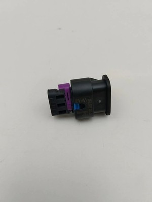 SKODA SUPERB MK4 Flat Contact Housing 3 Pin 1EA973703D NEW GENUINE