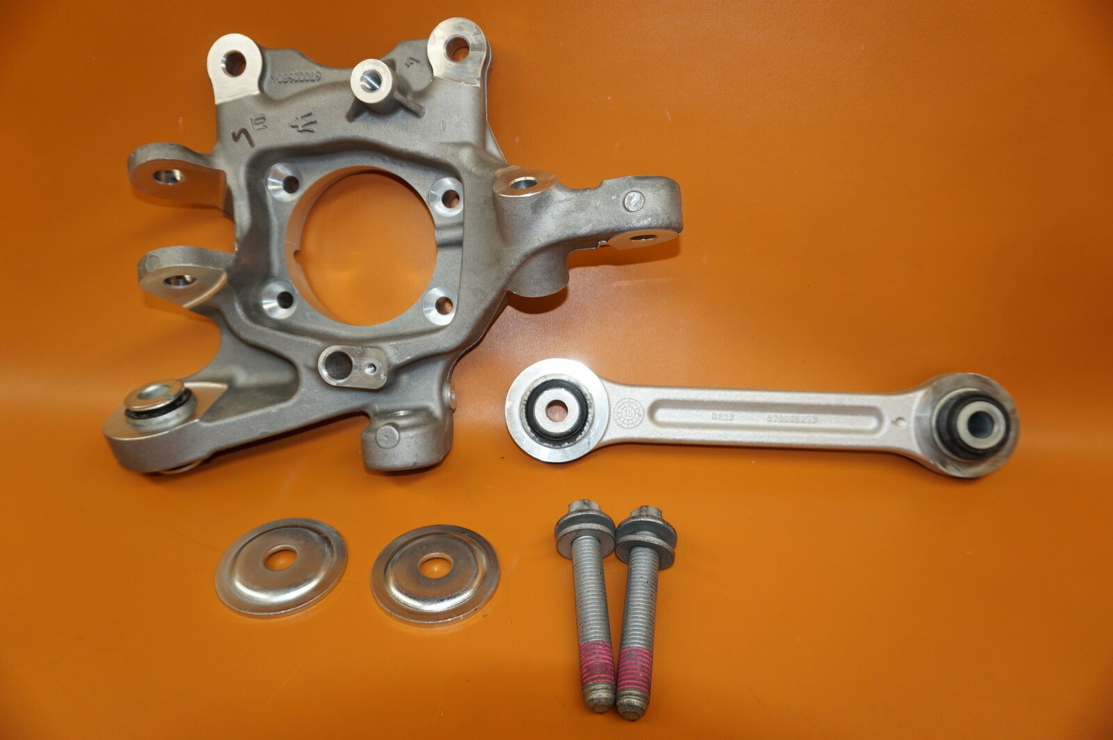 Maserati Ghibli 2014-2016 Rear Left Steering knuckle P/N 670006804