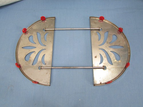 Vintage Expandable Trivet Oval Decorative Metal 8-11 inches - Picture 5 of 5