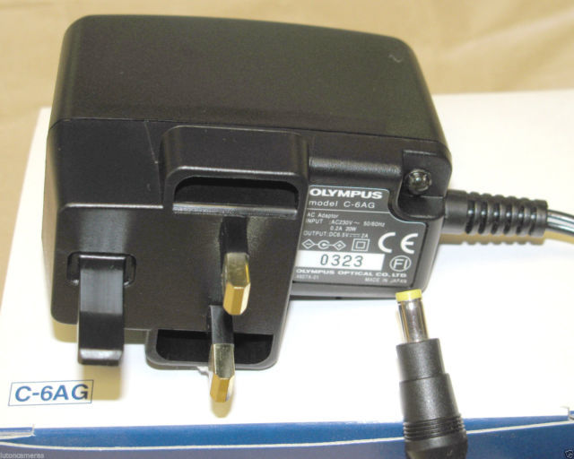 OLYMPUS CAMEDIA AC Adapter C-6AG 2A)- NEW BOXED UK