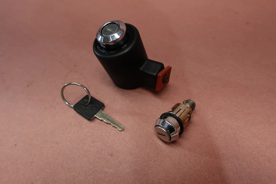 2009-2021 Harley Davidson Iron 883 XL883N interruptor de ignição conjunto de trava de garfo + chave - Imagem 3 de 4