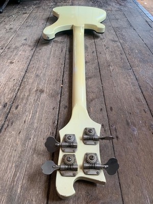 1977 Rickenbacker 4001 Bass in White finish & hard shell case | eBay