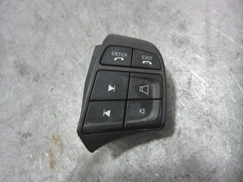 30739640 Lenkradkontrolle für VOLVO C30 1.6 D Kinetic 2007 1001748