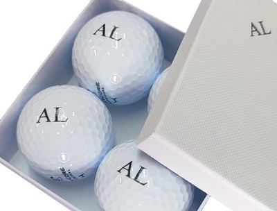 4 personalisierte Golfbälle in passender bedruckter Geschenkbox, Geschenk für Golfer