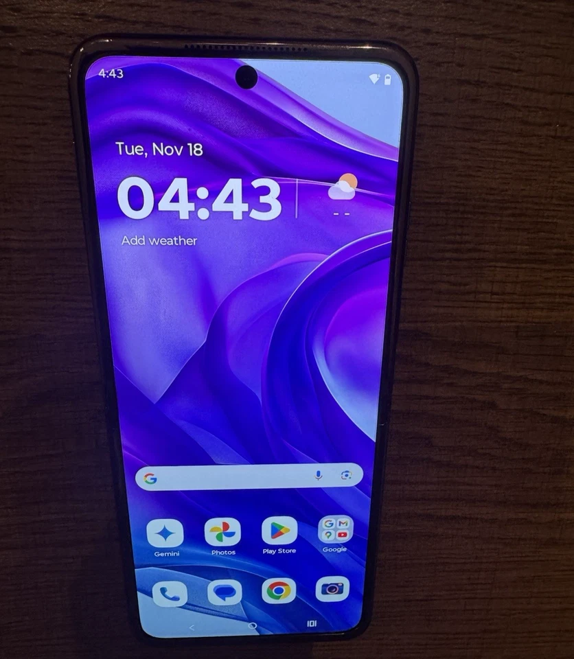 Motorola RAZR Plus 5G 2024 XT2451-2 256GB Black (AT&T) Unlocked open Box - Image 2 of 4