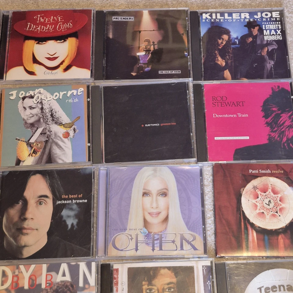 LOT OF 25 Mixed Lot CDs ROCK POP Santana, Eagles, Dylan, Patti Smith, Styx, Cher Foto 4 de 4