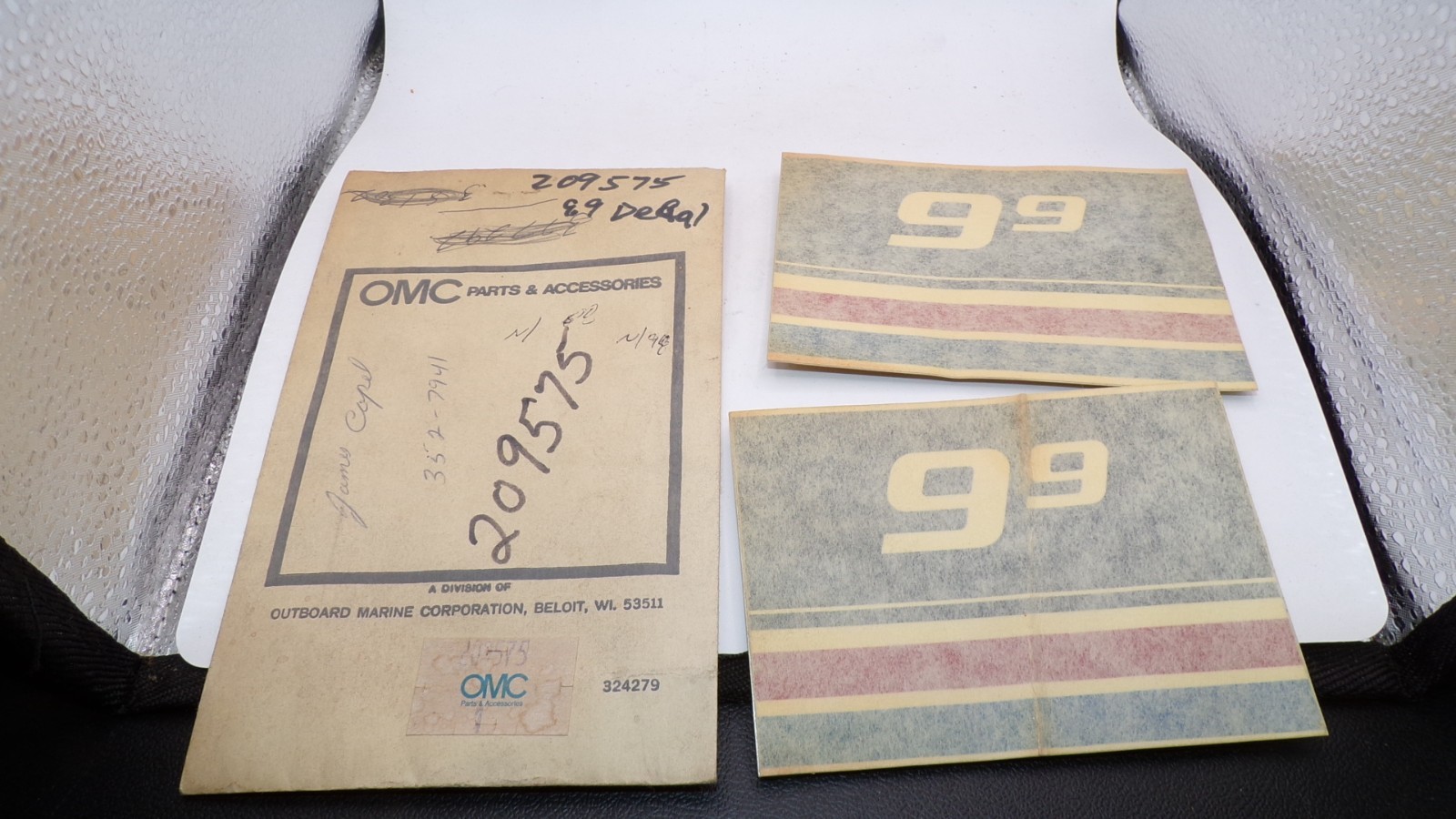 Johnson Evinrude OMC  209575  Applique  9.9