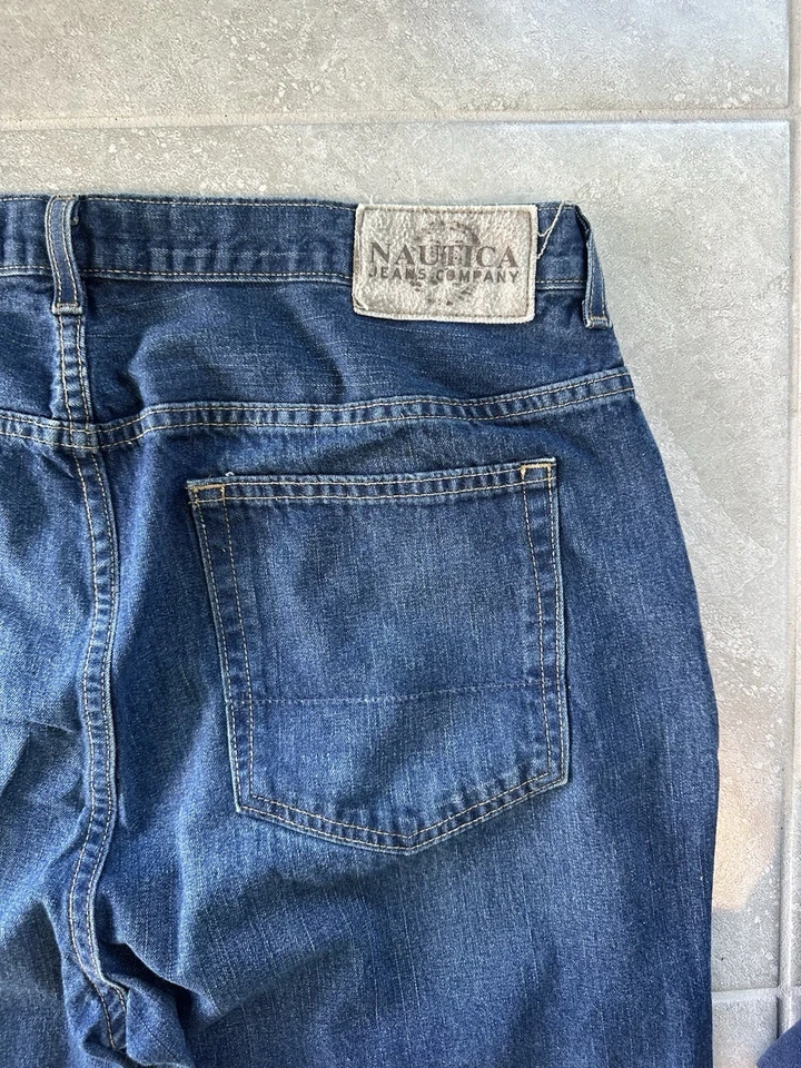Pantalones de mezclilla azules súper holgados de Nautica Foto 2 de 4