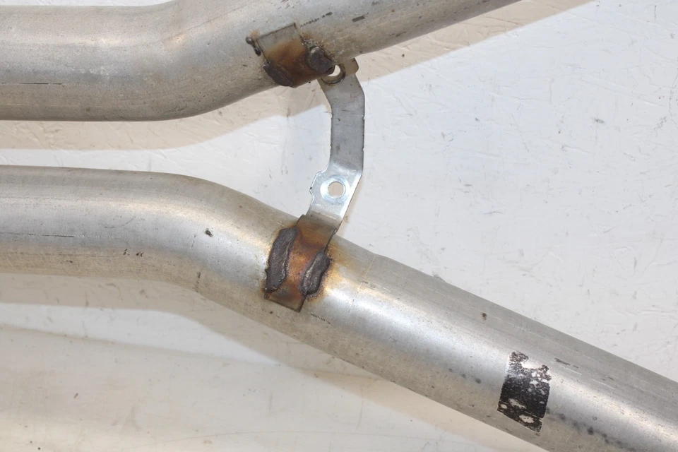 Chevrolet Corvette 2005-2008 tubo intermedio de escape OEM MJ49 Foto 4 de 4