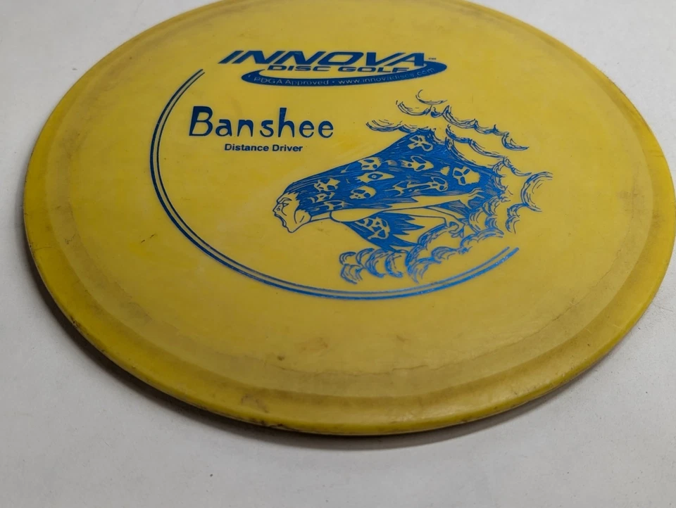 Controlador de calle de golf Innova DX Banshee Disc 163 g amarillo PFN Foto 2 de 4