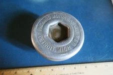 Antique Grease cap Hubcap Packard Motor Co. 25-33-A-i