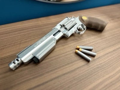 RESIDENT EVIL 4 HANDCANNON REPLIK - MAGNUM HIGH QUALITY COSPLAY