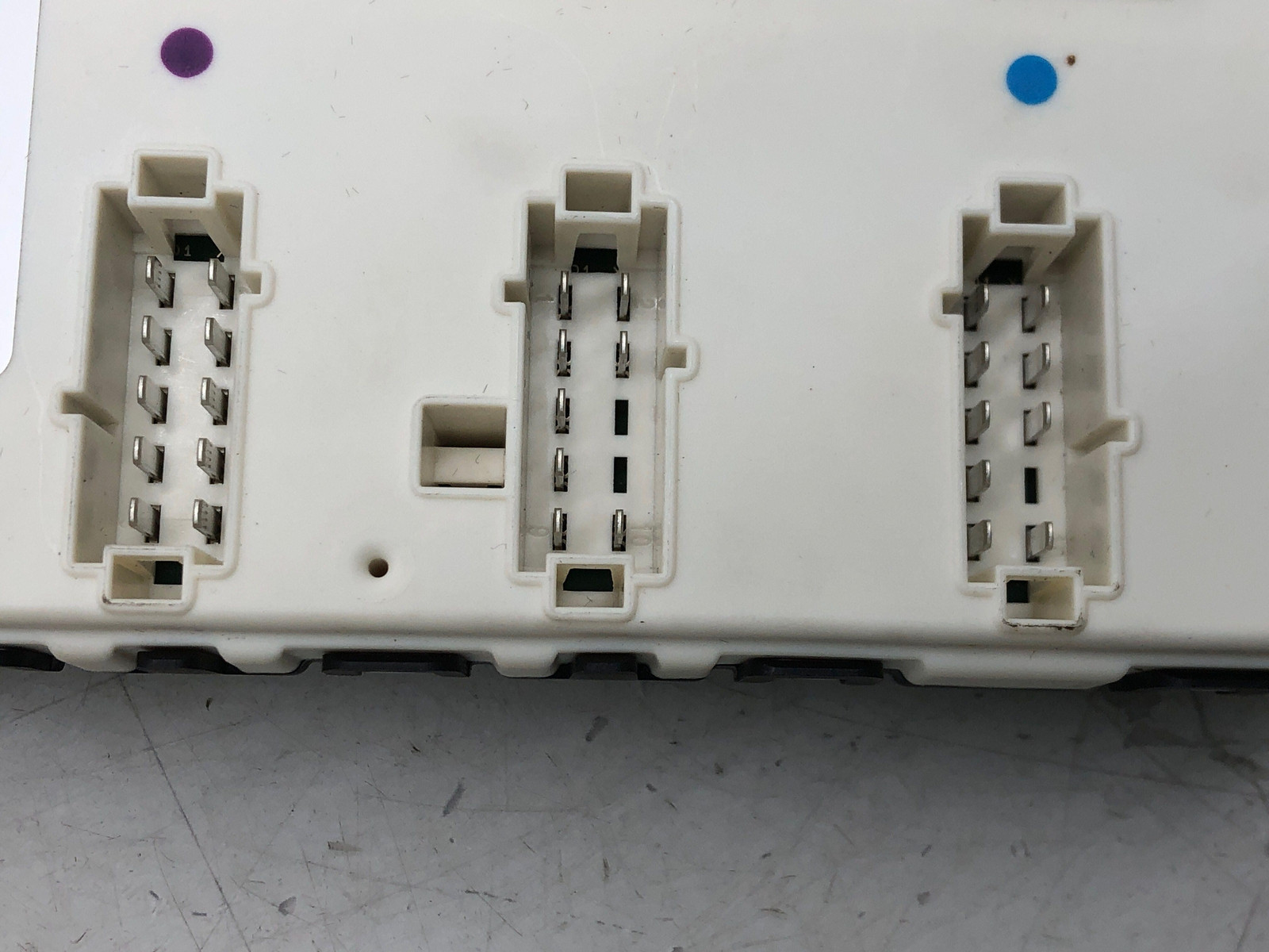 2019 - 2023 ASTON MARTIN VANTAGE SIGNAL ACTIVATION SAM CONTROL MODULE 2179000404