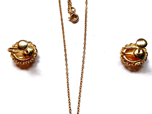 Vintage 12K Gold Filled Carved Cameo Necklace & Screw Back Earrings - 第 6/9 張圖片