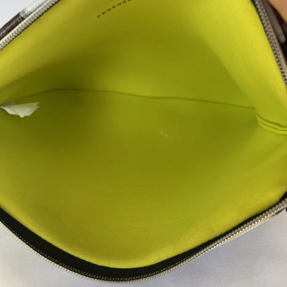 Funda para tablet/iPad Neiman Marcus Target PROENZA SCHOULER blanca negra con cremallera Foto 4 de 4