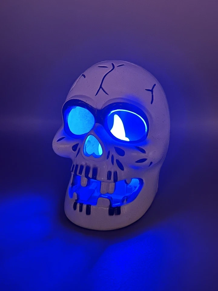 Винтажный Хэллоуин ужасов жуткий свет вверх синий мигающий череп ужас 💀 - Изображение 2 из 4