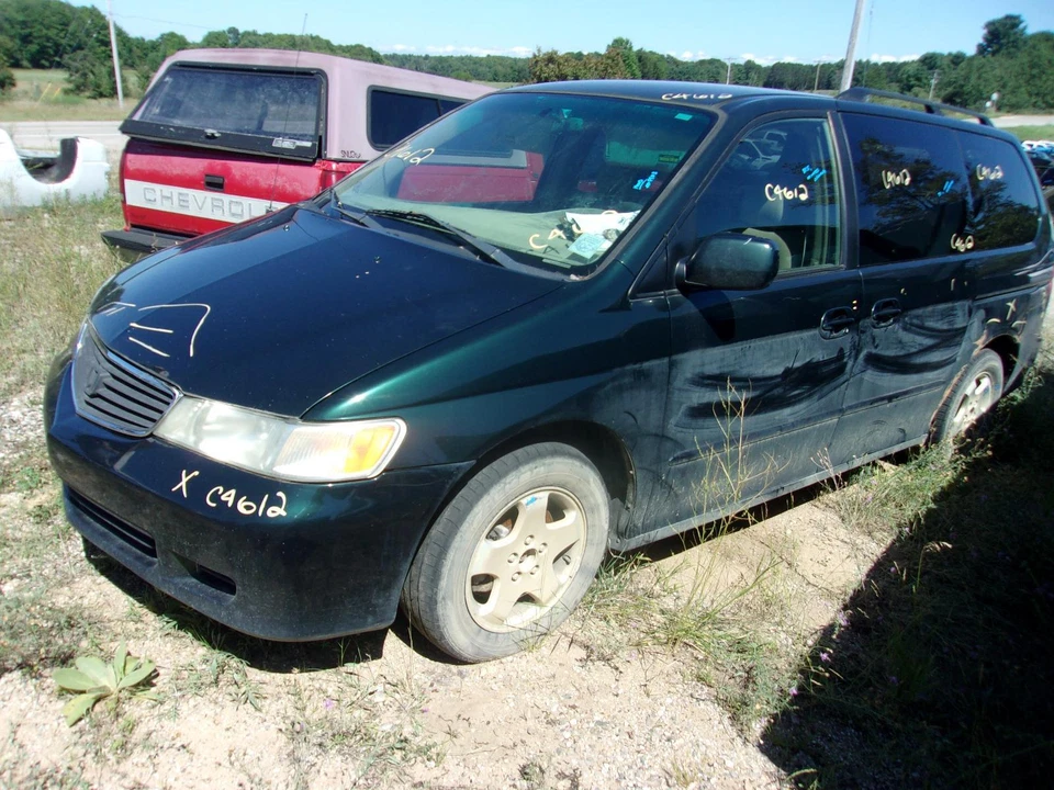 Used Engine Oil Pan fits: 2000 Honda Odyssey Grade A Foto 4 de 4