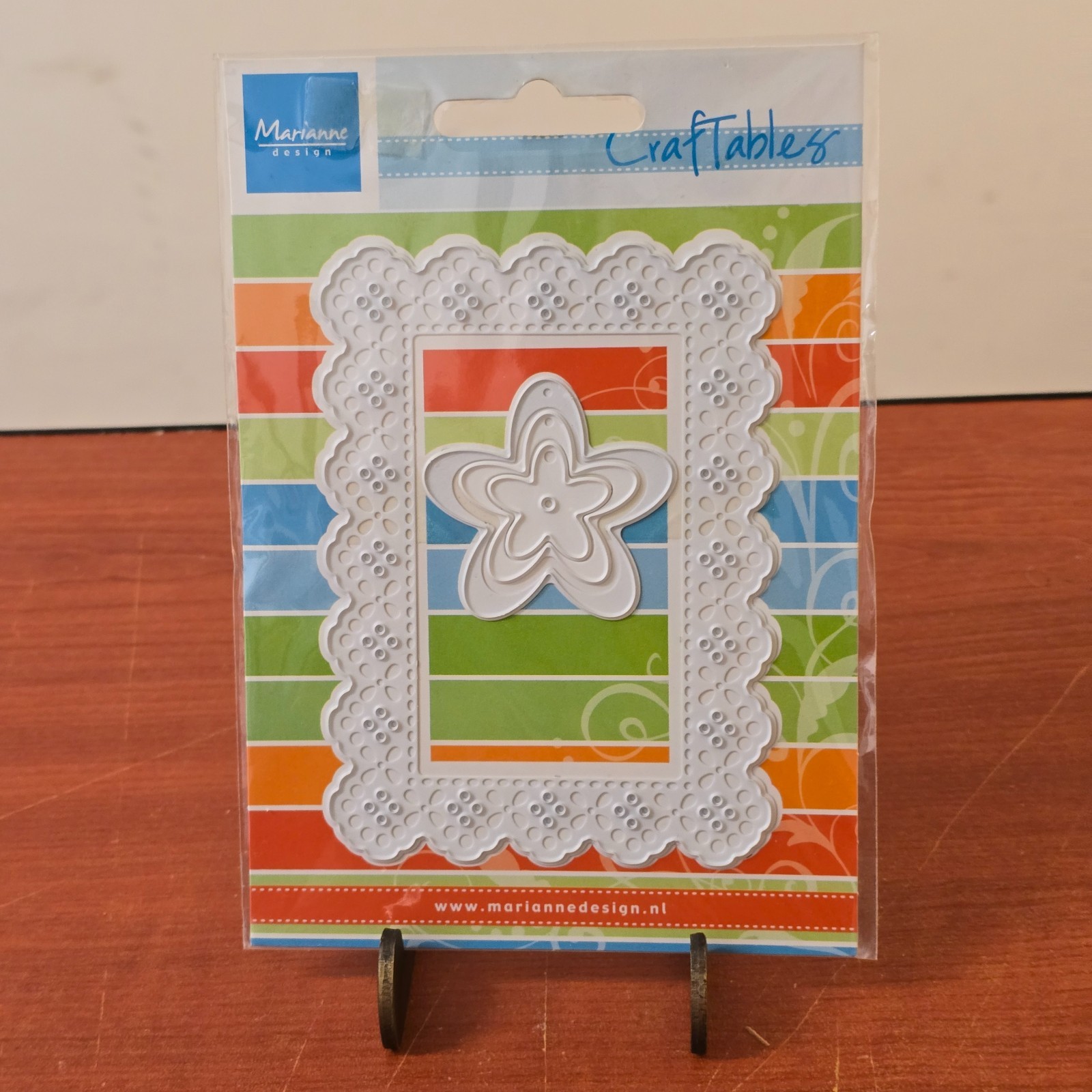 Marianne Design ""Rectangle Flower"" Metal Crafting Cutting Die CR1202