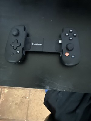 Backbone Lightning Mobile Phone Controller