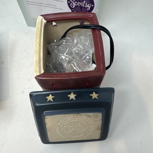 Scentsy One Nation Full Size Ceramic Electric Wax Warmer - With Box - Retired CL - Picture 2 of 8