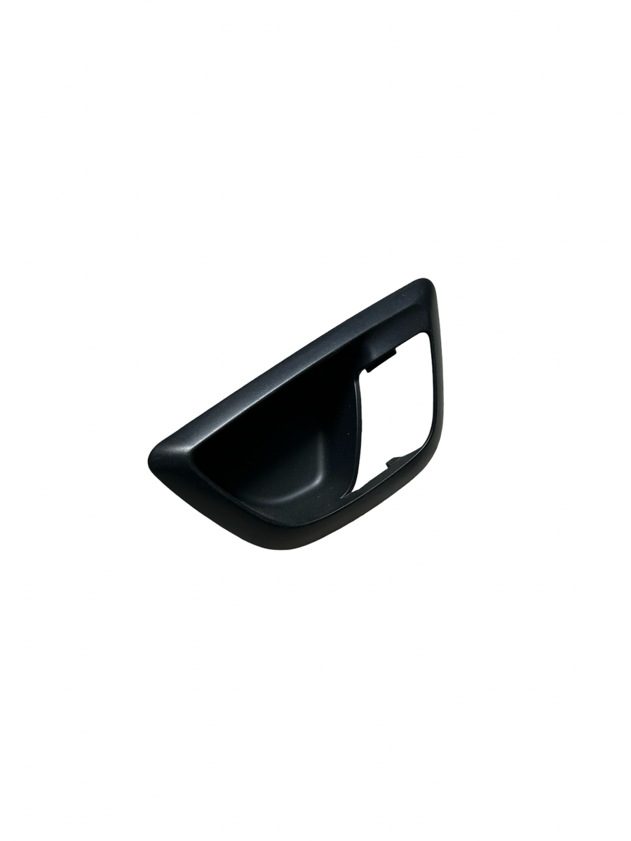 VOLVO XC90 2003-2014 RIGHT INSIDE DOOR HANDLE COVER BEIGE 08652548
