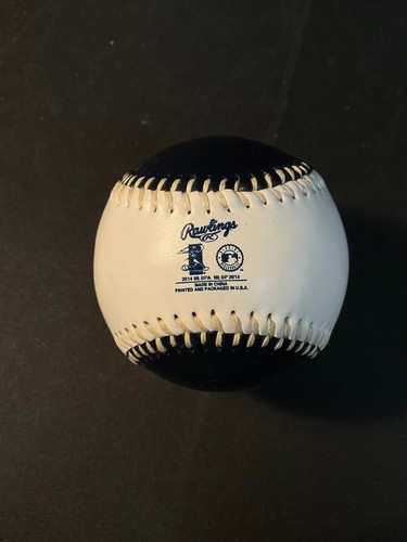 Derek Jeter Yankees Retirement Logo Rawlings Souvenir Collectible Baseball NEW - Picture 3 of 5