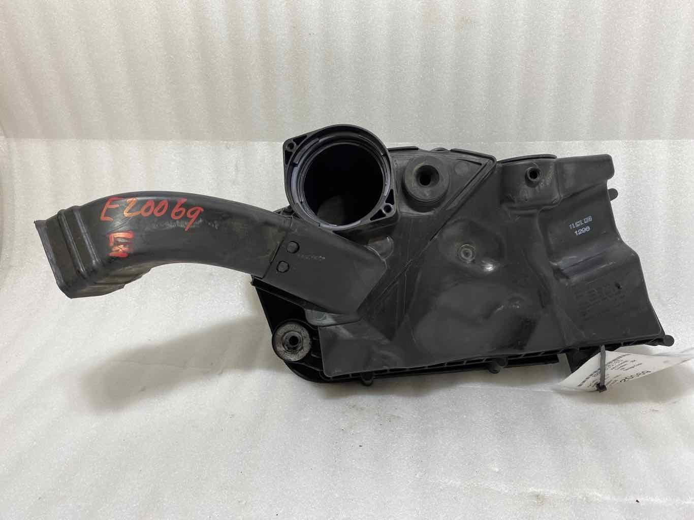 2014 BENTLEY FLYING SPUR Left Hand Air Cleaner - OEM