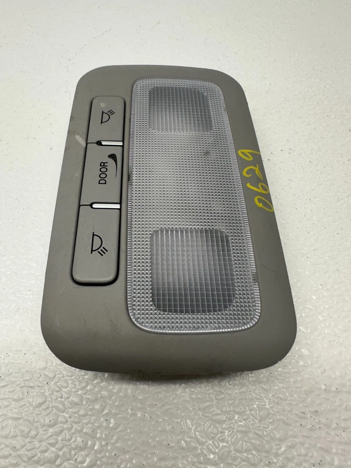 2008 2012 HYUNDAI VERACRUZ REAR CARGO DOME LIGHT 92620-3J000 OEM 200629 - Image 4 of 4