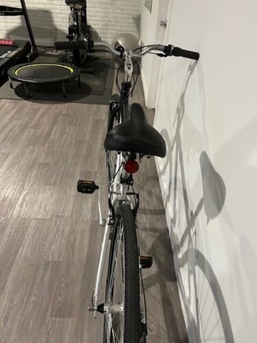 Trek 7000 Bike - Picture 14 of 16