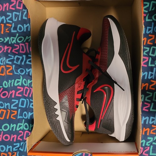 Size 8.5 - Nike Precision 6 Bred