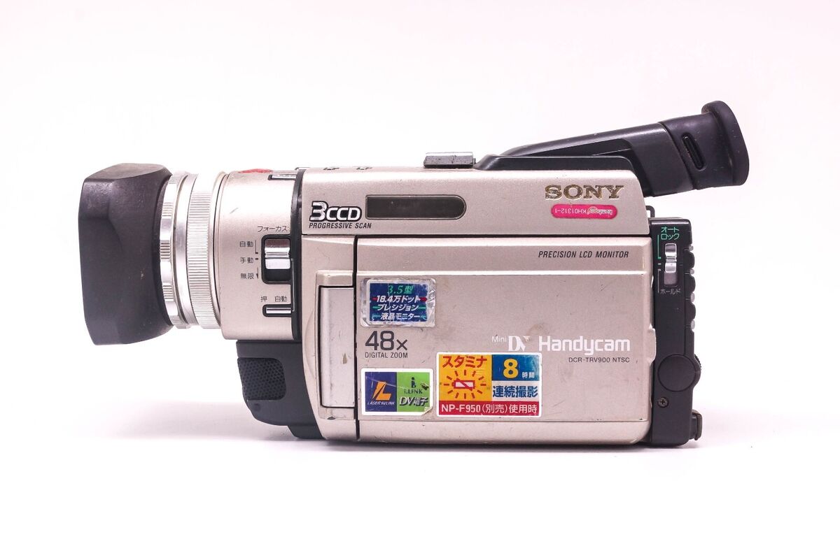 miniDVのダビングに! SONY ビデオカメラ DCR-TRV900 - メルカリ miniDVのダビングに! SONY ビデオカメラ DCR-TRV900 - メルカリ