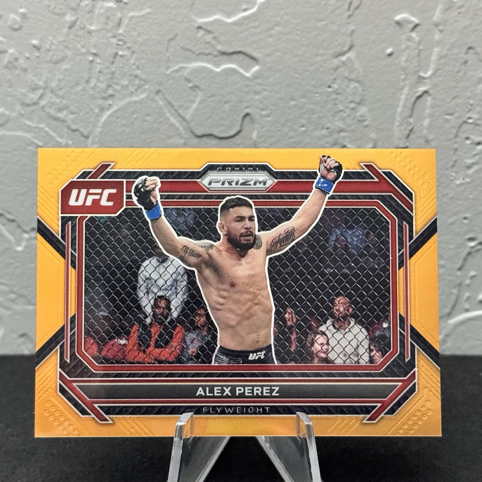 2023 Panini Prizm UFC Alex Perez #26 Orange Prizm 1/99 - Bookend