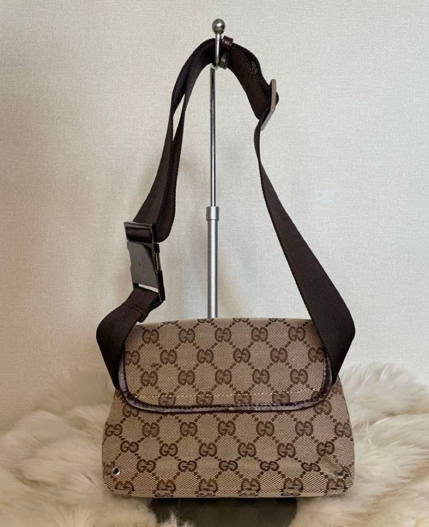 GUCCI GG Canvas Waist Bag Unisex Adjustable Strap Authentic Crossbody Bag thumbnail 7