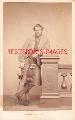Earl of Dumore Charles Murray 7. Earl trägt einen Kilt viktorianische CDV-Karte (B105)