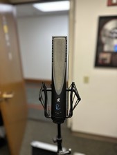 sE Electronics RNR1 Rupert Neve Active Ribbon...