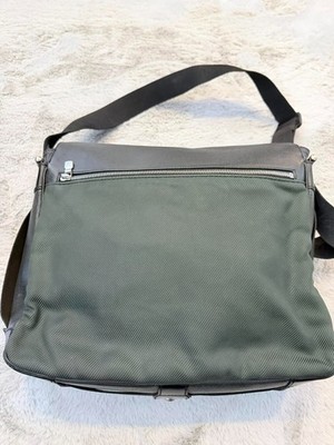 Louis Vuitton Viktor Messenger Bag Black Taiga Leather Crossbody