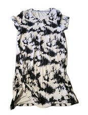 Black White Short Sleeve Knee Length T-Shirt Dress V-Neck Tie Dye Casual