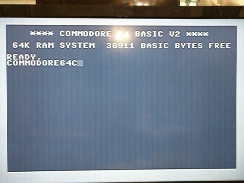 Commodore 64C Personal Computer In Box Complete - Picture 12 of 12