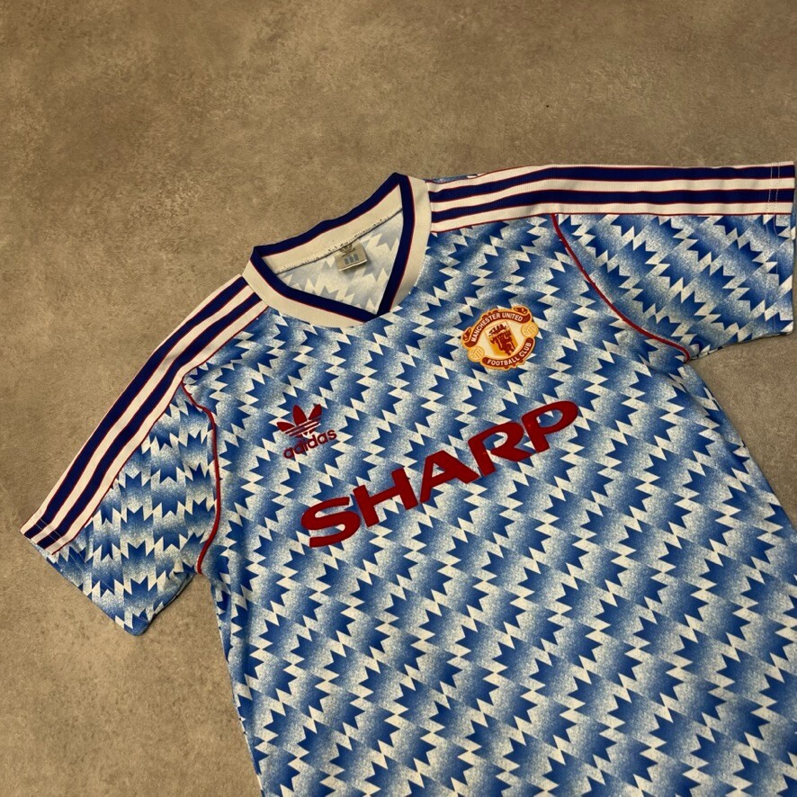 Manchester United T-Shirt Mens Adidas Football 90 92 Away Shirt Top Blue Medium image 4