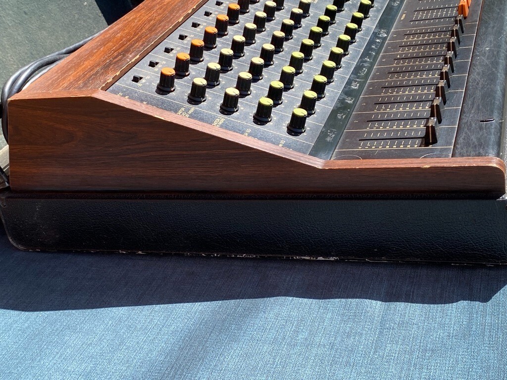 Vintage Yamaha PM-430 8 Channel Analog Console Mixer in Suitcase