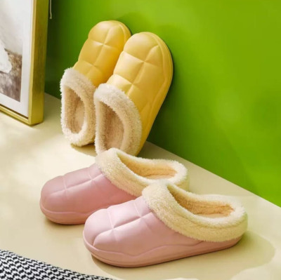 bread looking slipper. waterproof and warm inside.