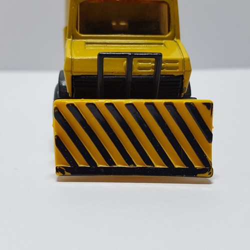Lesney Matchbox Superfast #48 Yellow UNIMOG Rescue Snow Plow - NO Hood Label - Picture 2 of 8