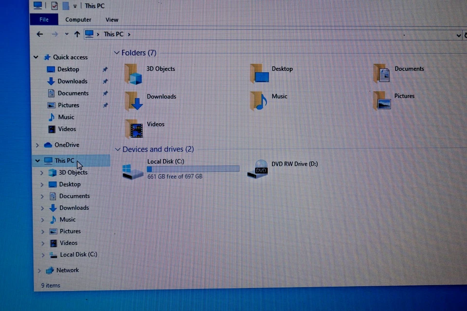 Activado 22H2 WIN 10PRO 17.3" Toshiba P775D-S7144@1.60GHz,6GBRAM,700GB HDD Foto 2 de 4