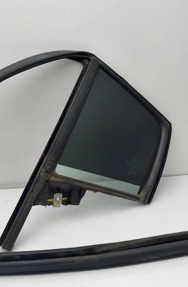 2011-2023 DODGE CHARGER Rear Vent Glass/window Dodge Left OEM B349-3 Foto 2 de 4