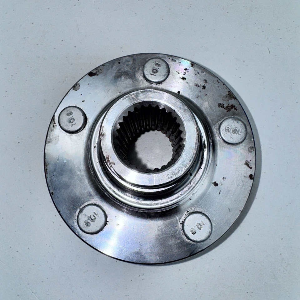 Un nuevo kit de reparación de buje de rueda delantero GMB 7700058 4350232010 para Toyota Foto 2 de 4