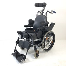 AAT V-Max Elektrische Schiebehilfe + Pflegerollstuhl Rea Clematis Sb. 42 cm 5801