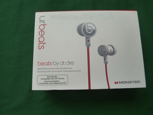 BEATS BY DR DRE MONSTER \