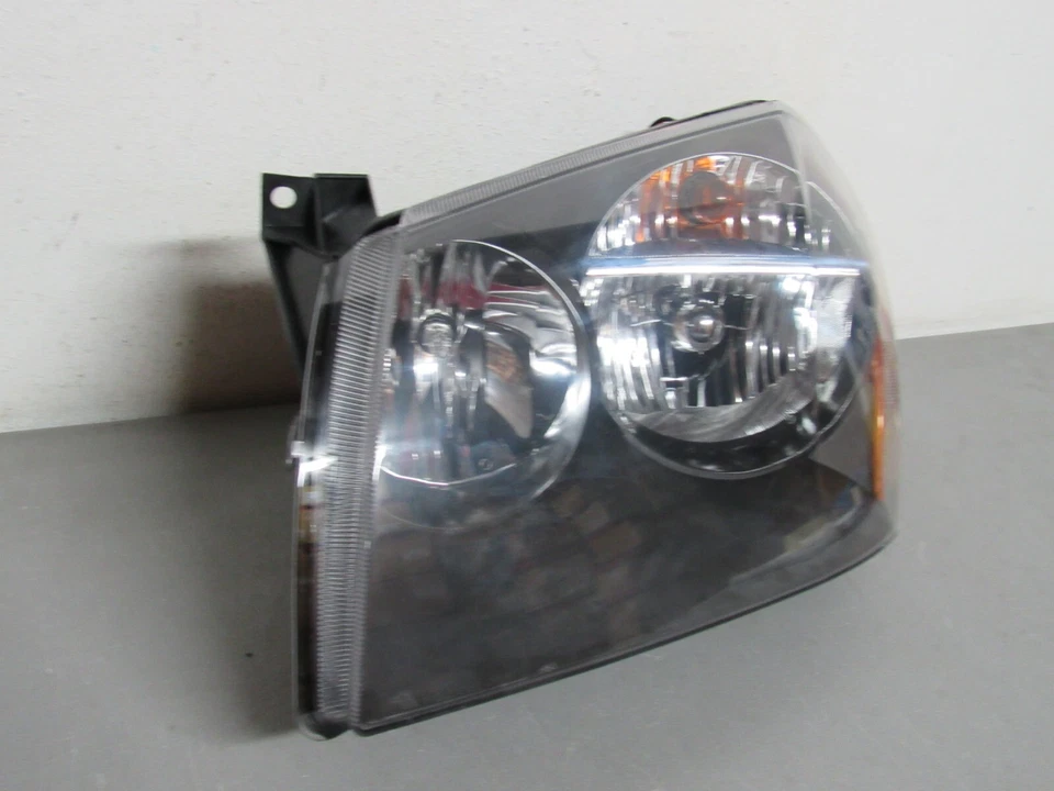 2005 2007 DODGE MAGNUM LEFT SIDE HEADLIGHT HALOGEN - Image 3 of 4
